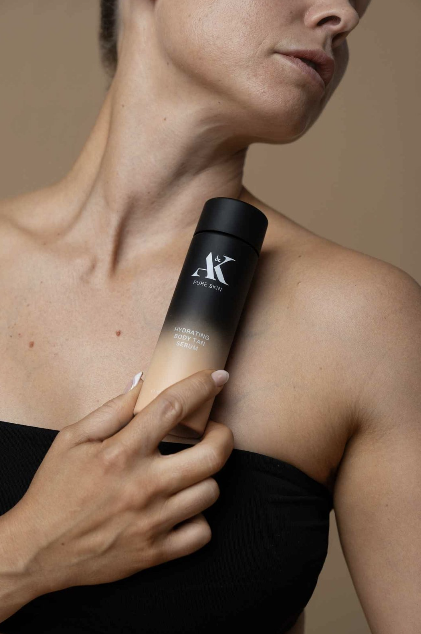 AK Pure Skin - Hydrating Body Tan Serum | Autobronzant corps